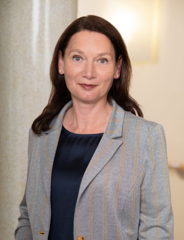 Anette Fritz // Verwaltungsdirektorin